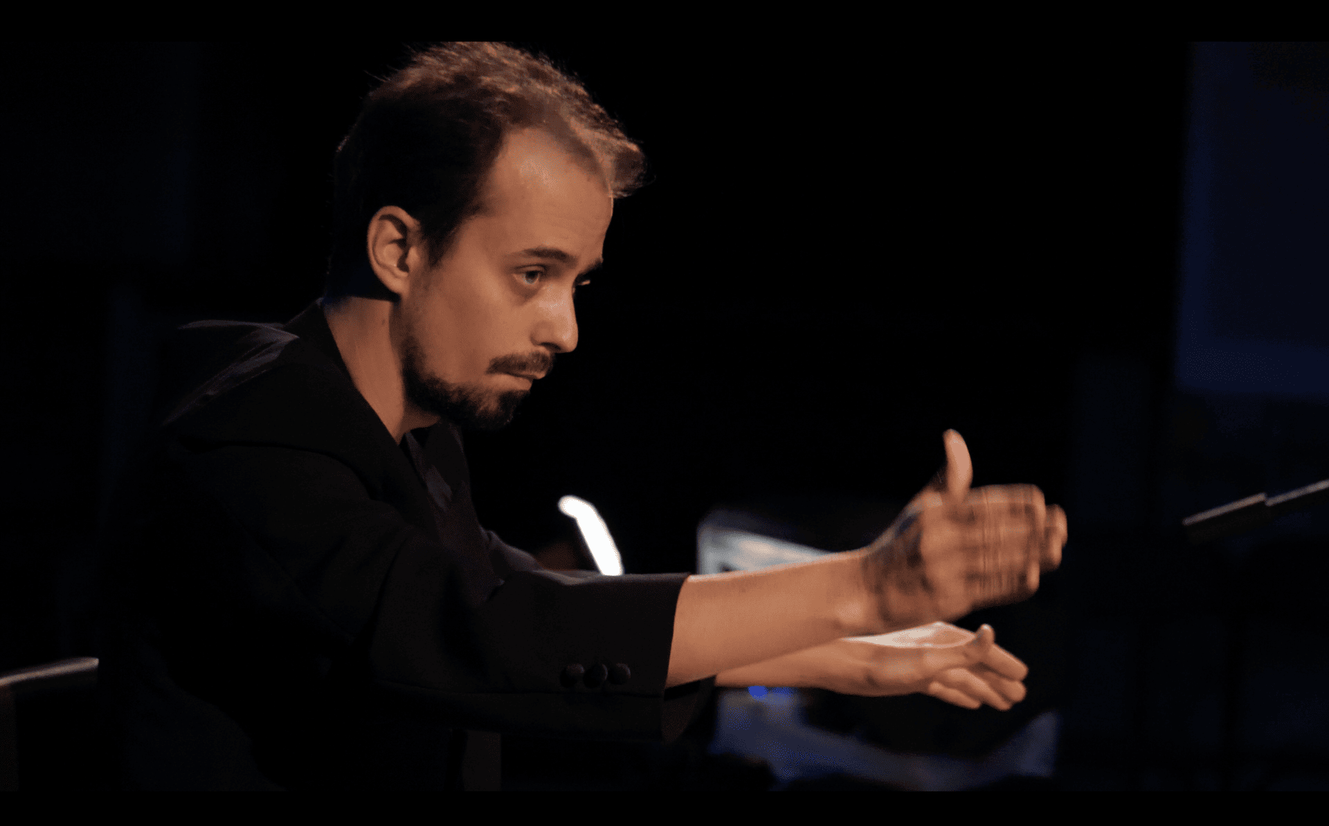 Arroyo as a conductor